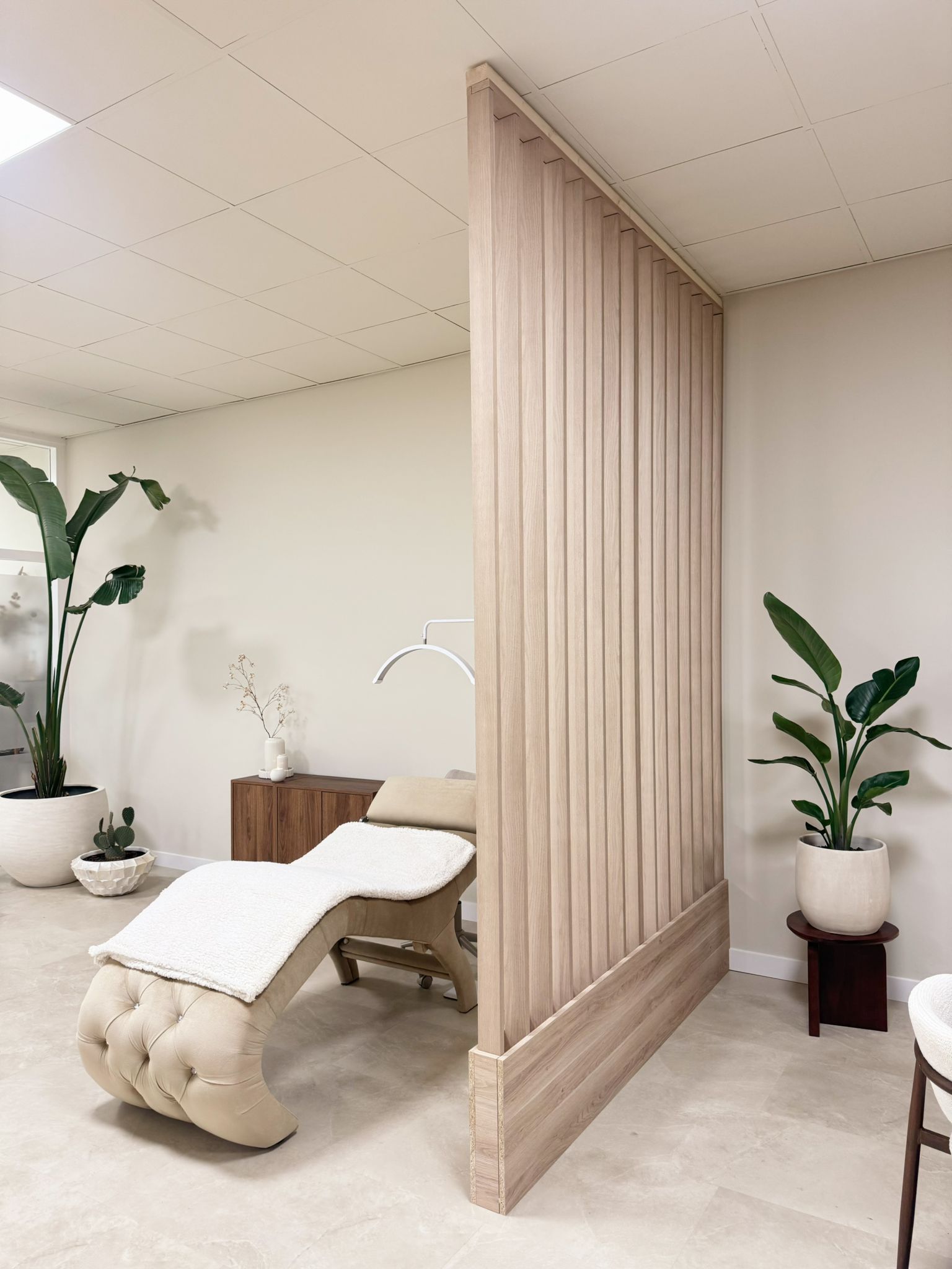 Behandelstoel in de salon van M'amoura